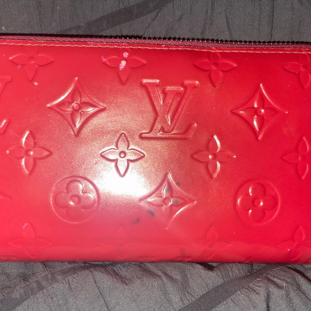 Louis Vuitton Cherry Red Vernis Embossed Wallet vintage - Picture 12 of 16